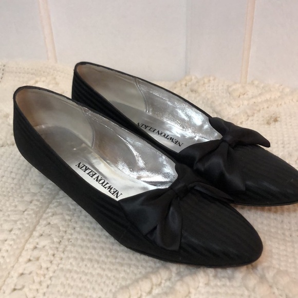 Vintage Newton Elkin Bow Detail Almond Toe Short Heel Shoe - Picture 4 of 11